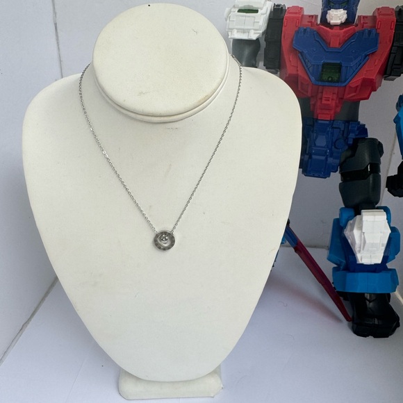 - DENKAYS Bhatia Statement Necklace - Picture 4 of 7